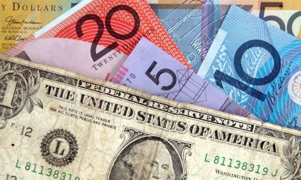 Australian dollar ‘at risk of a slide’ as China’s economic troubles deepen!